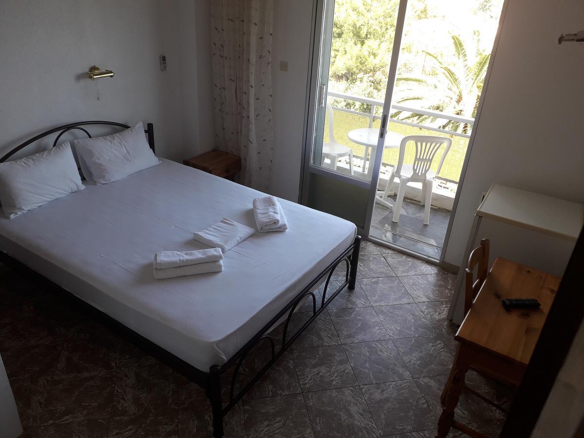 Hotel Kinira Luaran gambar